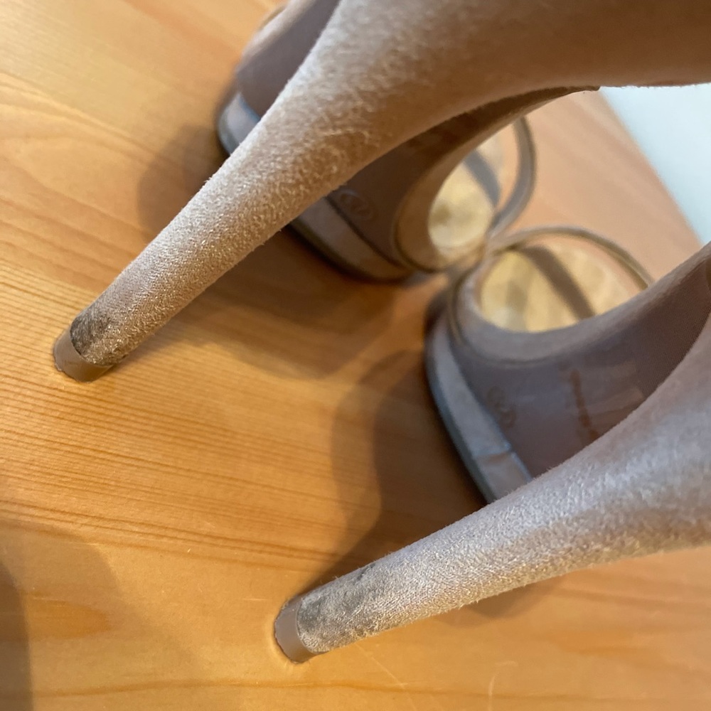 Nude faux suede pumps - Picture 3 of 5
